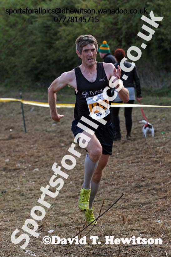 Senior men Start Fitness NEHL, Wrekenton, Gateshead. Photo: David T. Hewitson/Sports for All Pics